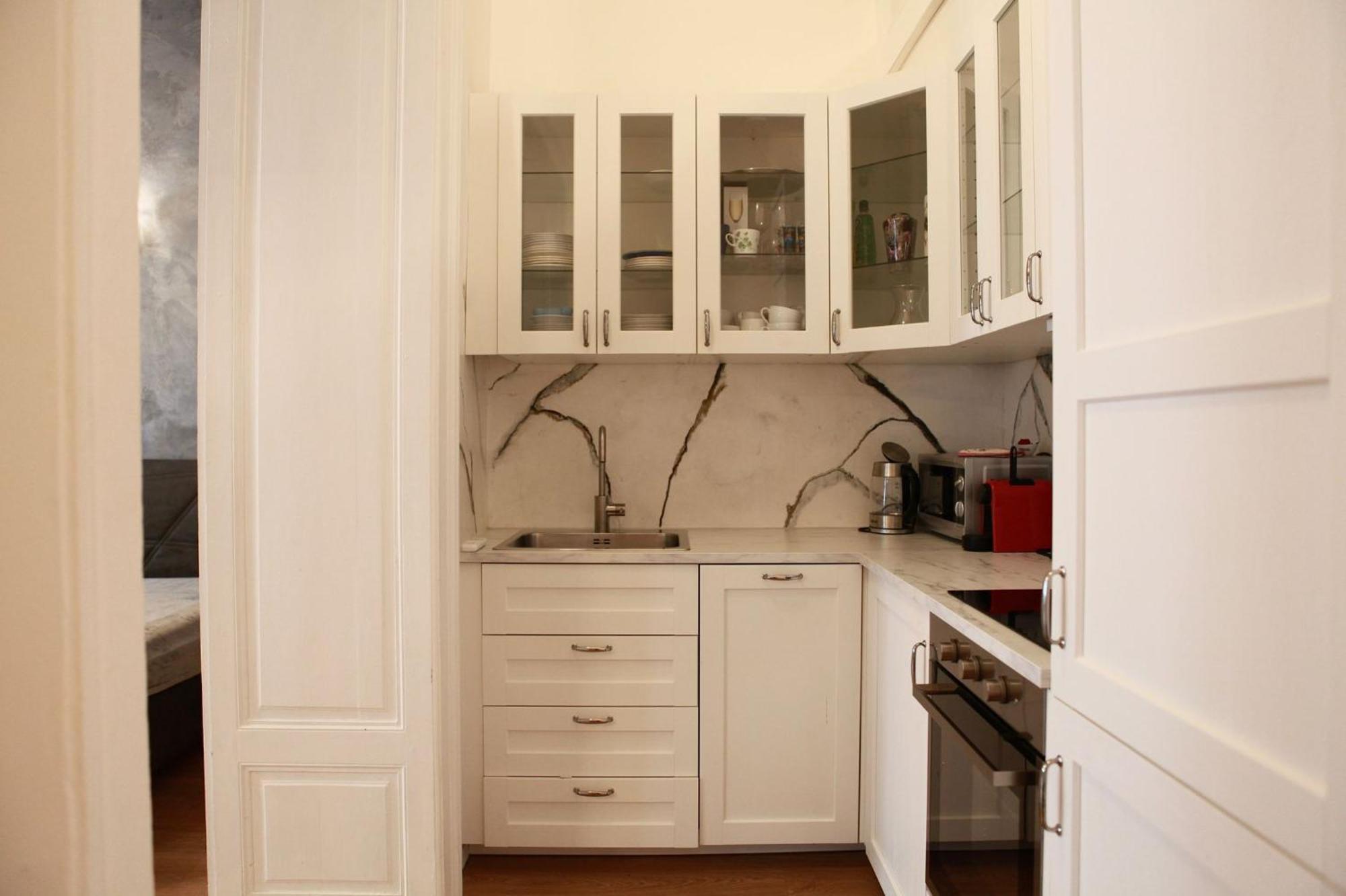Heart In The Old Town Apartment Bratislava Exterior photo